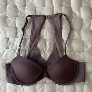 Victoria’s Secret balconet bra, underwire 34B